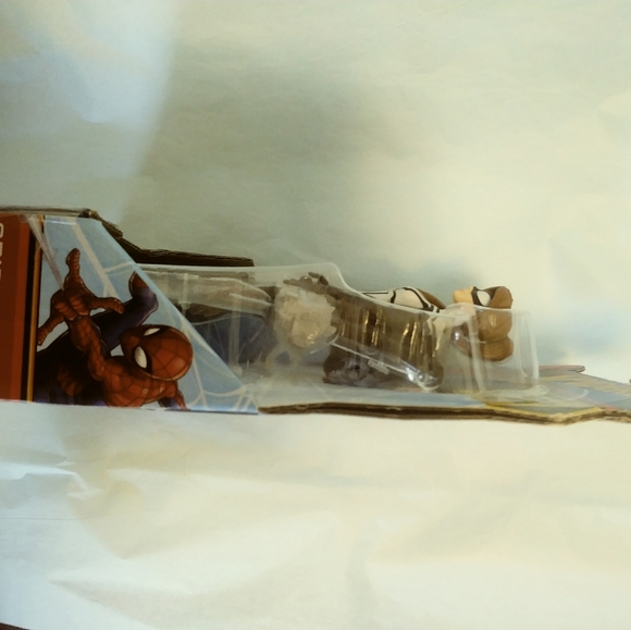 Two NIB Spider Girl &Hobgoblin  Action Figures - Picture 11 of 16